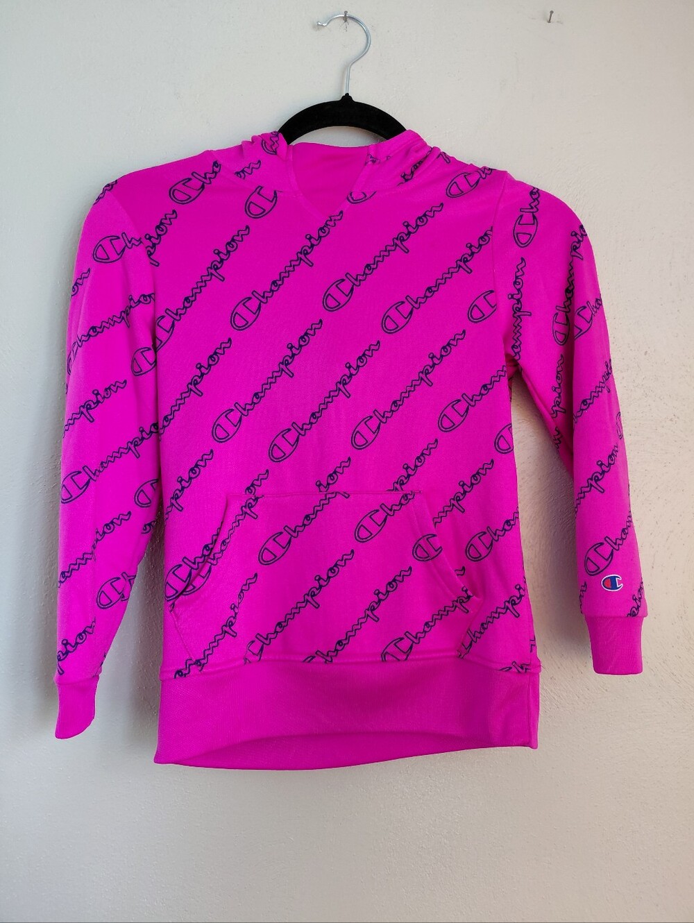 Champion Girls Neon Pink All-Over Logo Crewneck Hoodie Sweater Sz 7/8